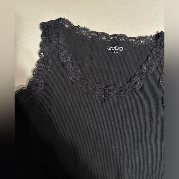 NWOT GOODIO WOMENS BEAUTIFUL BLACK COLOR TANK TOP SIZE M - Picture 3 of 8